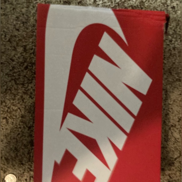 8.5
NIKE COURT LEGACY CNVS MID. - Picture 6 of 11